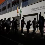 España encabeza el aumento de inmigrantes en la UE antes incluso de la regularización masiva