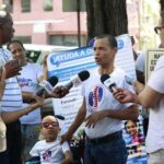 Familias de niños con atrofia muscular espinal marchan por inclusión de medicamento en Alto Costo