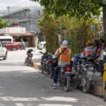 Las motocicletas sostienen la movilidad y el empleo en destinos turísticos