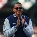 La venta de los Wolves puede dar a A-Rod más dinero que como atleta