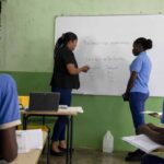 Más de 4,000 docentes quedan fuera del pago de retroactivos por bajas calificaciones